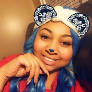 Meet your Posher, Shea